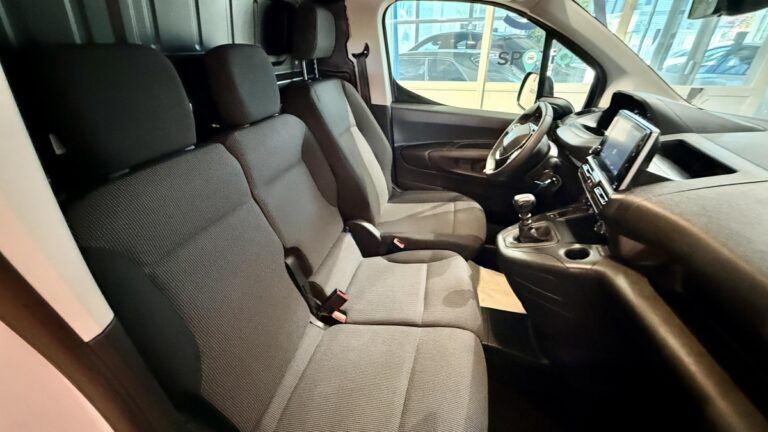 Peugeot Partner III Taille M Pack Asphalt Connect 650kg BlueHDi 100 S&S BVM6 - Image 11 (July 7, 2026)