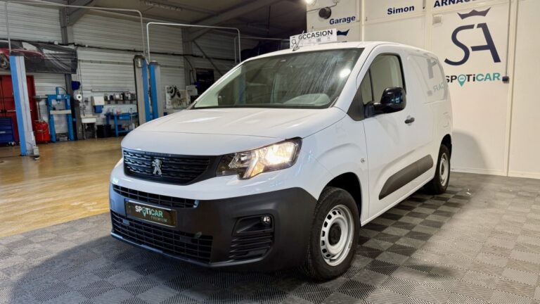 Peugeot Partner III Taille M Pack Asphalt Connect 650kg BlueHDi 100 S&S BVM6 - Image 03 (July 7, 2026)