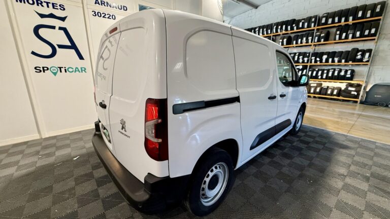 Peugeot Partner III Taille M Pack Asphalt Connect 650kg BlueHDi 100 S&S BVM6 - Image 04 (July 7, 2026)