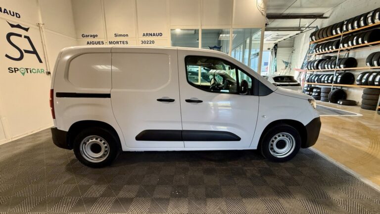 Peugeot Partner III Taille M Pack Asphalt Connect 650kg BlueHDi 100 S&S BVM6 - Image 07 (July 7, 2026)