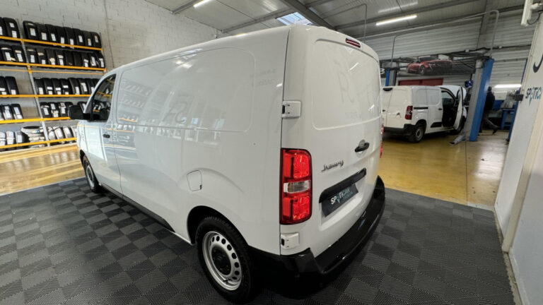 Citroën Jumpy III M BlueHDi 120 S&S BVM6 - Image 04 (July 7, 2026)