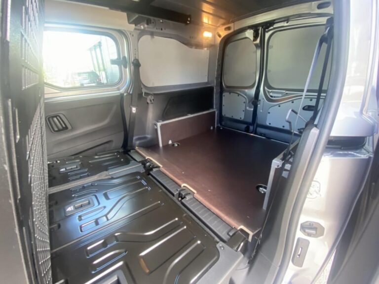 Peugeot Partner III XL CU maj Dies 130ch Auto Cab Approf rep - Image 17 (July 7, 2026)