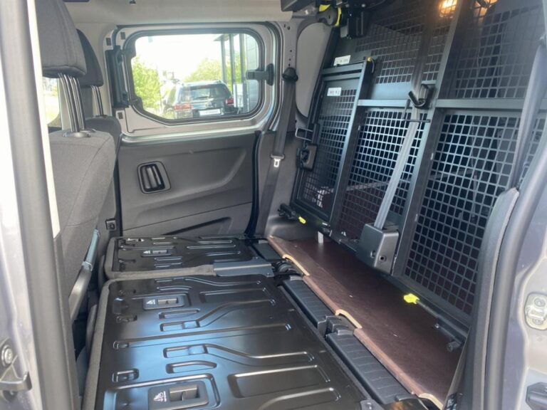 Peugeot Partner III Taille XL BDi 130 S&S EAT8 Cab App - Image 16 (July 7, 2026)