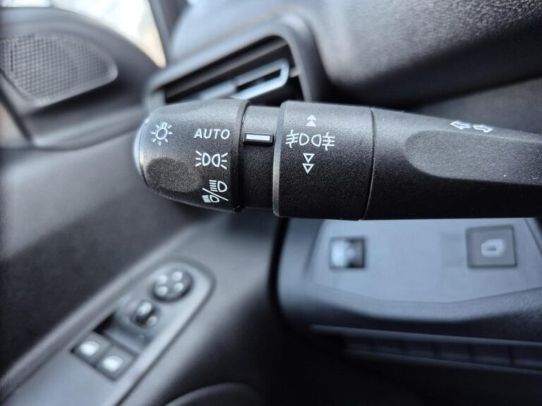 Peugeot Partner III M CU Std Dies 130 ch Auto Pack Prem Co - Image 12 (July 7, 2026)
