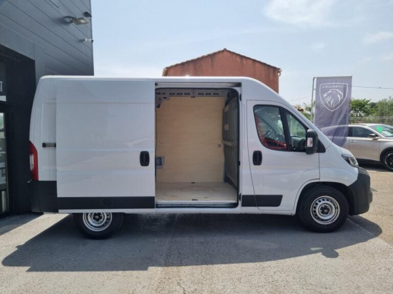 Peugeot Boxer II 2.2 140 CH S&S BVA8 3.5T - Image 02 (July 7, 2026)