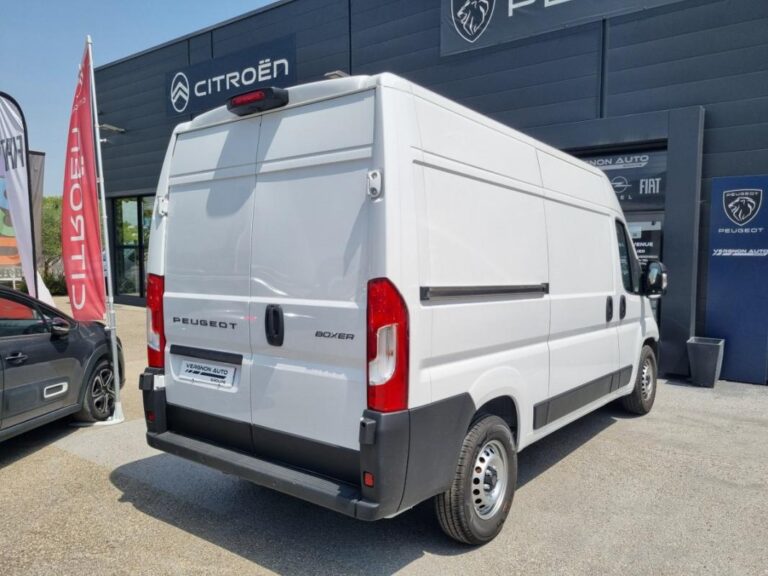 Peugeot Boxer II 2.2 140 CH S&S BVA8 3.5T - Image 03 (July 7, 2026)