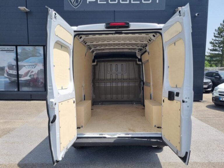 Peugeot Boxer II 2.2 140 CH S&S BVA8 3.5T - Image 04 (July 7, 2026)
