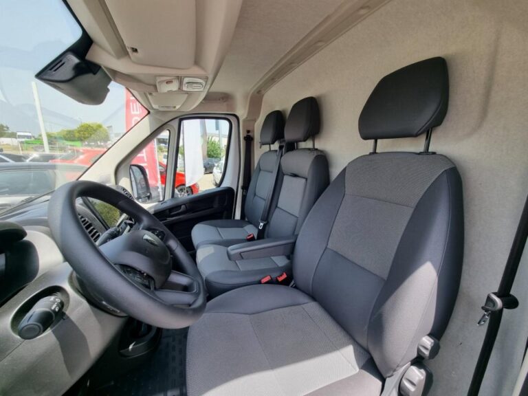 Peugeot Boxer II 2.2 140 CH S&S BVA8 3.5T - Image 08 (July 7, 2026)