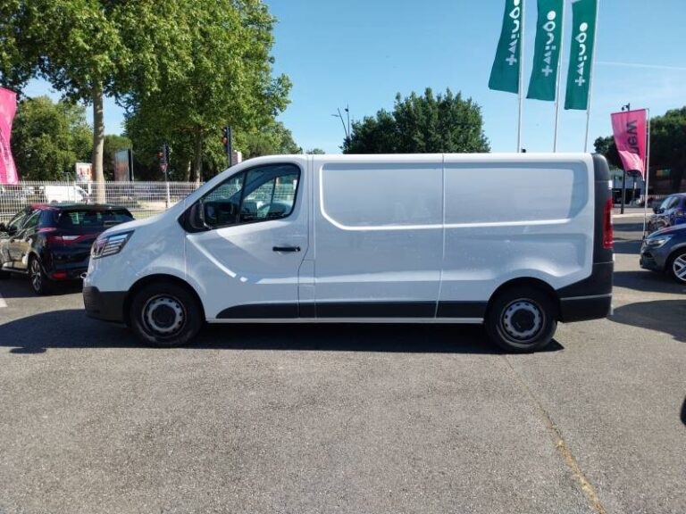 Renault Trafic FGN 3000 KG BLUE DCI 130 GRAND CONFORT - Image 03 (July 7, 2026)