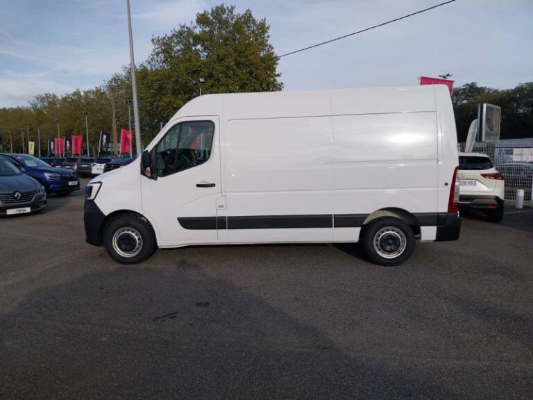 Renault Master FOURGON FGN TRAC F3500 BLUE DCI 135 CONFORT - Image 44 (August 28, 2026)