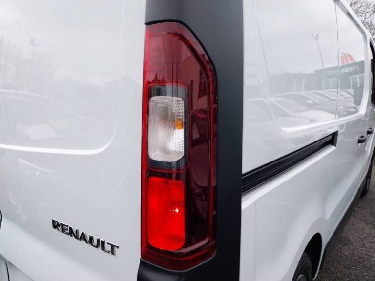 Renault Trafic FGN 3000 KG BLUE DCI 130 CONFORT - Image 15 (July 7, 2026)