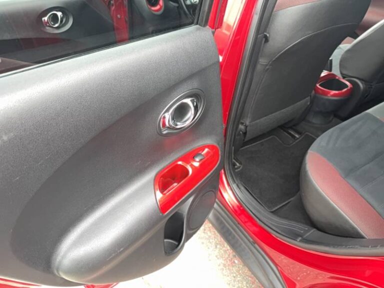 Nissan Juke 1.5 dCi 110 FAP Start/Stop System N-Connecta - Image 17 (July 7, 2026)