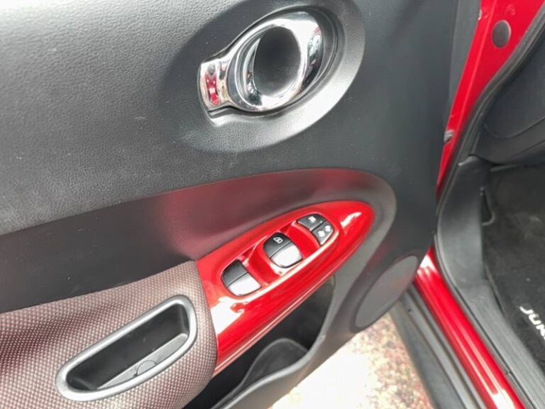 Nissan Juke 1.5 dCi 110 FAP Start/Stop System N-Connecta - Image 18 (July 7, 2026)
