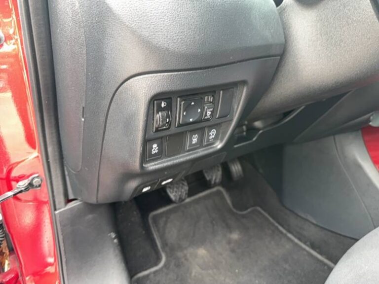 Nissan Juke 1.5 dCi 110 FAP Start/Stop System N-Connecta - Image 20 (July 7, 2026)