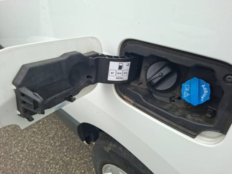 Renault Kangoo Van EXPRESS MAXI GRAND VOLUME BLUE DCI 95 EXTRA R-LINK - Image 16 (July 7, 2026)