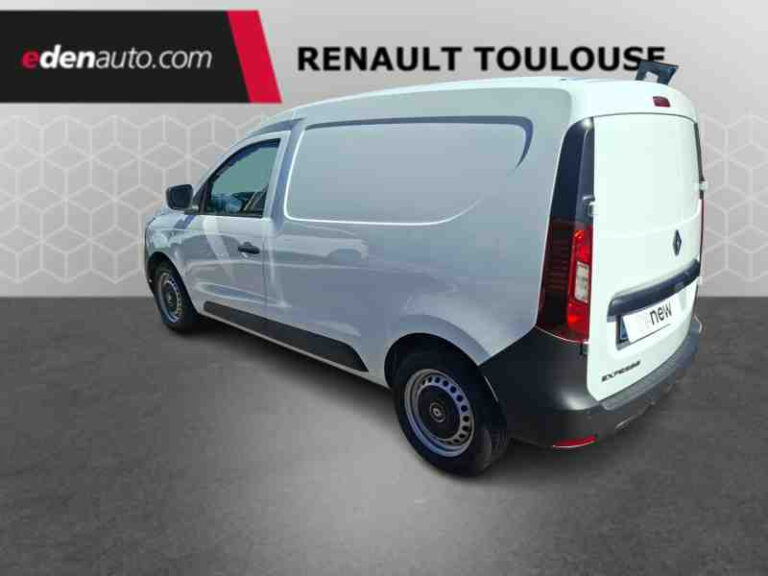 Renault Express (30) VAN BLUE DCI 95 – 22 CONFORT - Image 03 (July 7, 2026)
