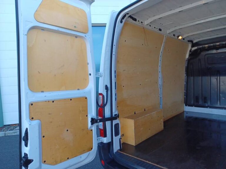 Renault Master FOURGON FGN TRAC F3500 BLUE DCI 135 CONFORT - Image 15 (July 7, 2026)