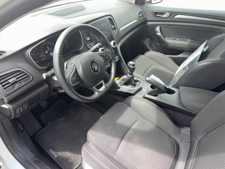 Renault Mégane SOCIETE IV BLUE DCI 115 AIR NAV REVERSIBLE - Image 10 (July 7, 2026)