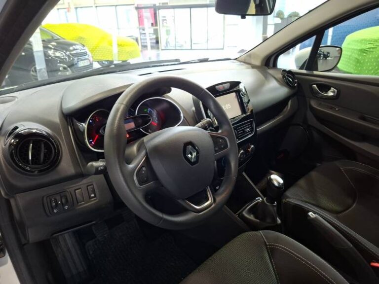 Renault Clio SOCIETE DCI 90 ENERGY E6C AIR MEDIANAV - Image 10 (July 7, 2026)