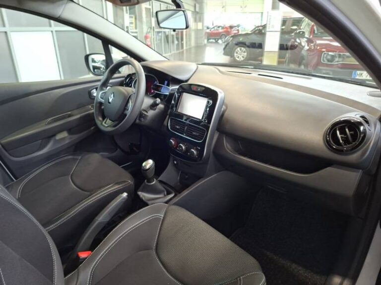 Renault Clio SOCIETE DCI 90 ENERGY E6C AIR MEDIANAV - Image 12 (July 7, 2026)