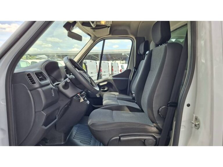 Renault Master FOURGON CC TRAC 3T5 L3 DCI 145 CONFORT CAISSE AVEC HAYON - Image 10 (July 7, 2026)