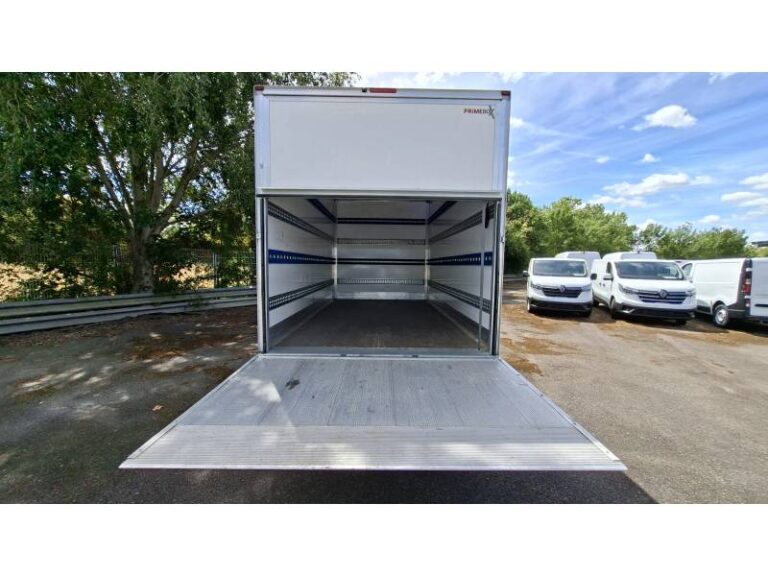Renault Master FOURGON CC TRAC 3T5 L3 DCI 145 CONFORT CAISSE AVEC HAYON - Image 19 (July 7, 2026)