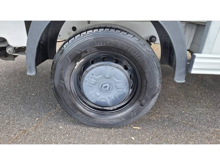 Renault Master FOURGON CC TRAC 3T5 L3 DCI 145 CONFORT CAISSE AVEC HAYON - Image 09 (July 7, 2026)