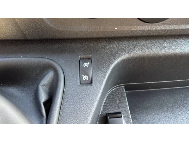 Renault Master FOURGON FGN TRAC F3500 BLUE DCI 135 CONFORT - Image 10 (July 7, 2026)