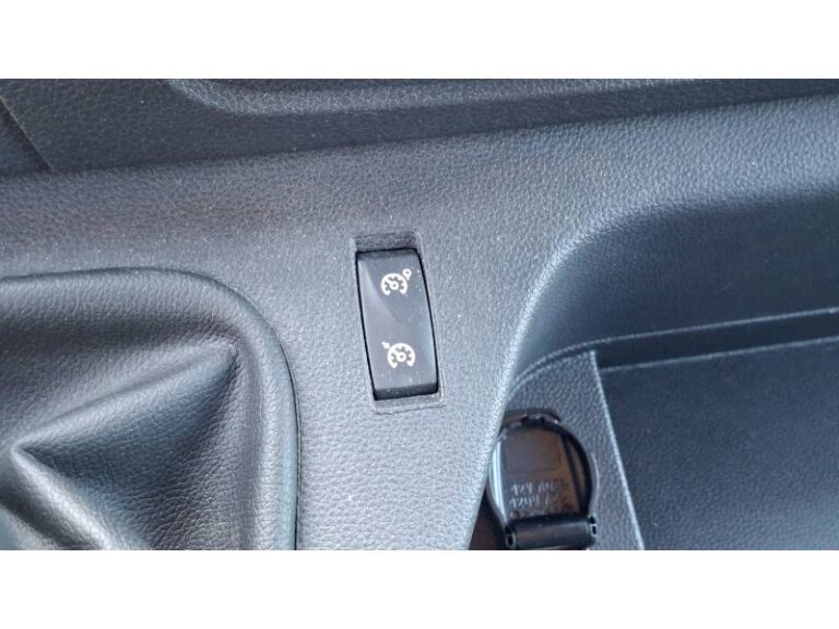 Renault Master FOURGON FGN TRAC F3500 BLUE DCI 135 CONFORT - Image 16 (July 7, 2026)