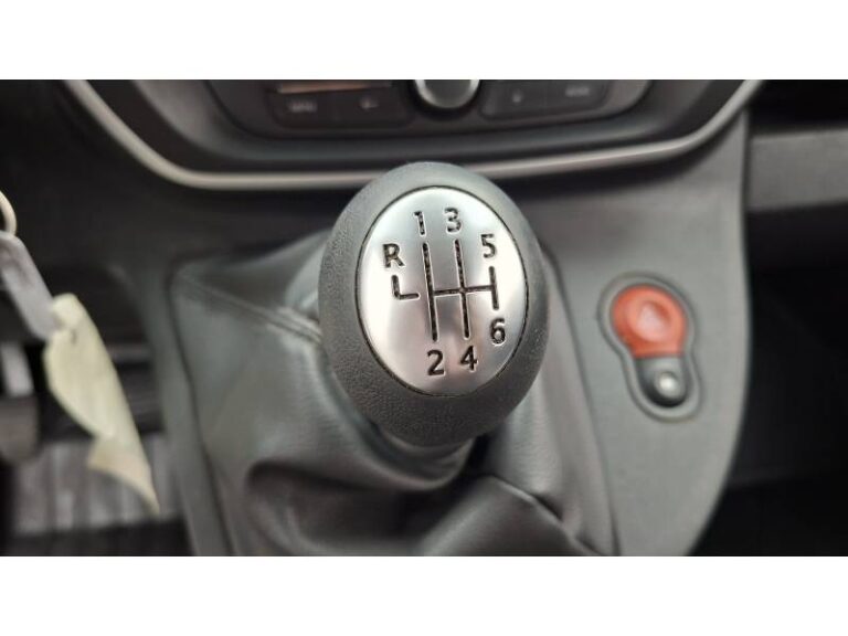 Renault Kangoo Van EXPRESS BLUE DCI 95 EXTRA R-LINK - Image 17 (July 7, 2026)