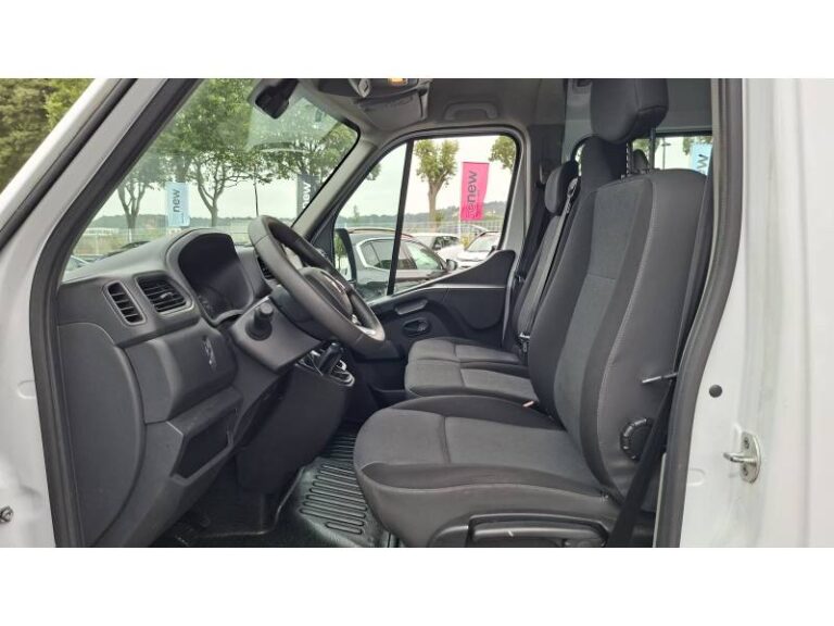 Renault Master FOURGON CA TRAC F3500 BLUE DCI 135 GRAND CONFORT - Image 10 (July 7, 2026)