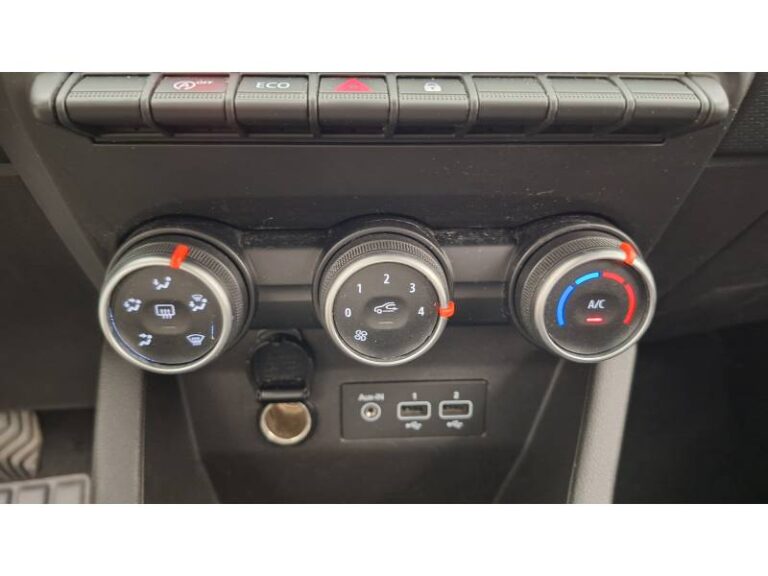 Renault Clio SOCIETE BLUE DCI 85 AIR NAV - Image 18 (July 7, 2026)