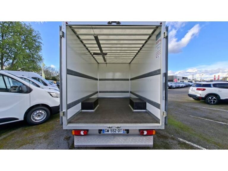 Renault Master FOURGON PHC TRAC F3500 BLUE DCI 145 EURO VI CONFORT - Image 13 (July 7, 2026)
