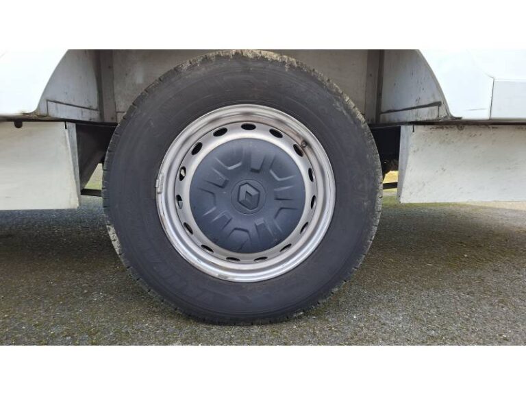 Renault Master FOURGON PHC TRAC F3500 BLUE DCI 145 EURO VI CONFORT - Image 07 (July 7, 2026)