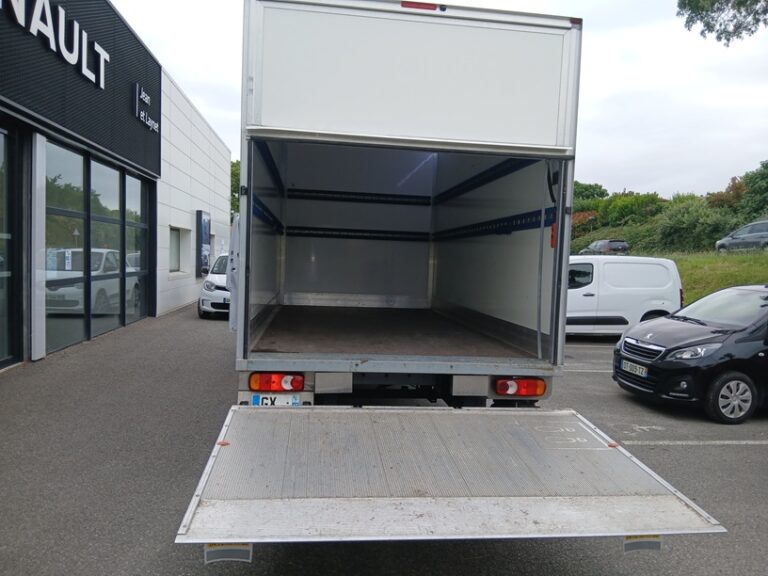 Renault Master III 2.3 DCI 130 20M3 + HAYON - Image 07 (July 7, 2026)