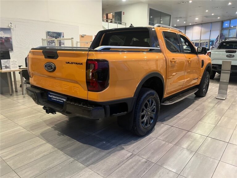 Ford Ranger IV DOUBLE CABINE DCA 2.0 ECOBLUE 205 CH S&S BVA10 E-4WD WILDTRAK - Image 04 (July 7, 2026)
