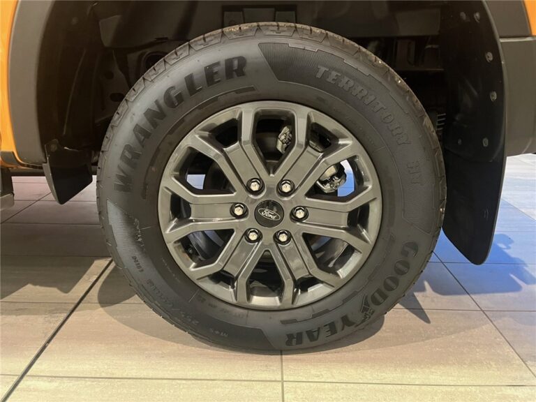 Ford Ranger IV DOUBLE CABINE DCA 2.0 ECOBLUE 205 CH S&S BVA10 E-4WD WILDTRAK - Image 07 (July 7, 2026)