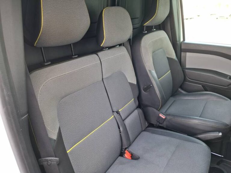 Renault Kangoo Van BLUE DCI 95 GRAND CONFORT - Image 13 (July 7, 2026)