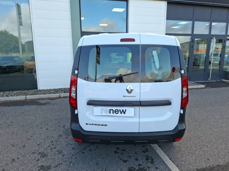 Renault Express (30) VAN BLUE DCI 95 – 22 CONFORT - Image 04 (July 7, 2026)