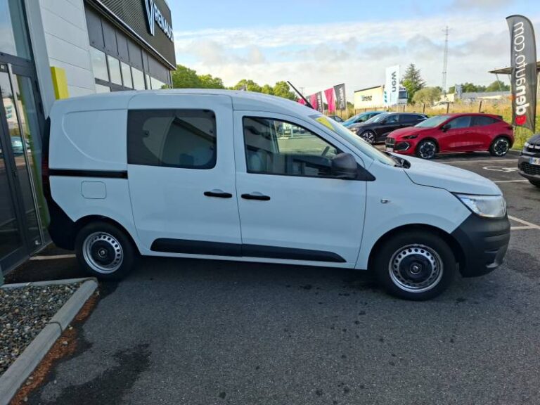 Renault Express (30) VAN BLUE DCI 95 – 22 CONFORT - Image 06 (July 7, 2026)
