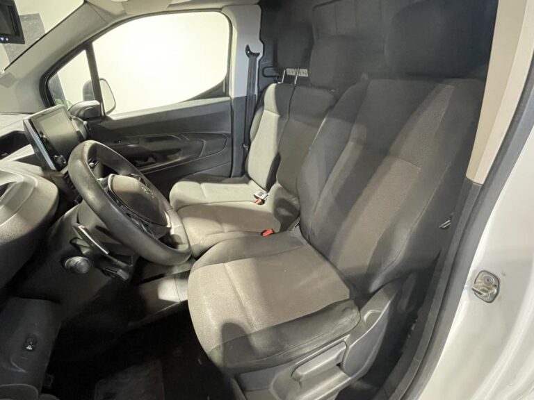 Peugeot Partner HDI 130CH -KIT ARBRE À CAMES NEUf 8MM-CAMÉRA DE RECUL-BOITE AUTO-GARANTIE 6 MOIS-FINANCEMENT POSSIBLE- - Image 05 (July 7, 2026)