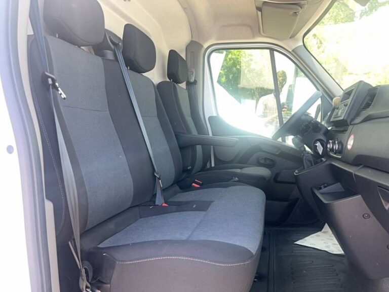 Renault Master FOURGON FGN TRAC F3500 BLUE DCI 135 CONFORT - Image 11 (July 7, 2026)