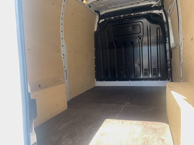 Renault Master FOURGON FGN TRAC F3500 BLUE DCI 135 CONFORT - Image 17 (July 7, 2026)