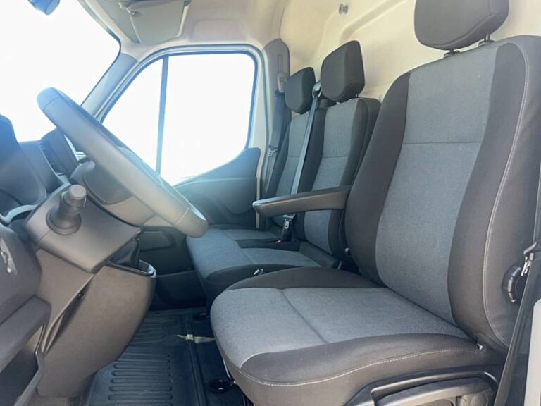 Renault Master FOURGON FGN TRAC F3500 BLUE DCI 135 CONFORT - Image 09 (July 7, 2026)