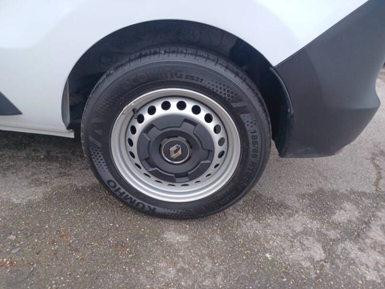 Renault Express (30) VAN BLUE DCI 95 – 22 CONFORT - Image 19 (July 7, 2026)