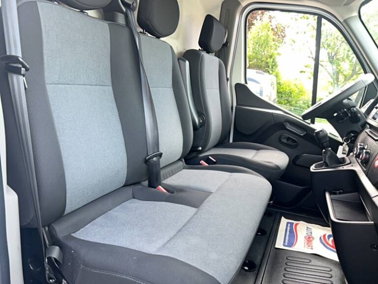 Renault Master FOURGON FGN TRAC F3500 BLUE DCI 135 CONFORT - Image 11 (July 7, 2026)