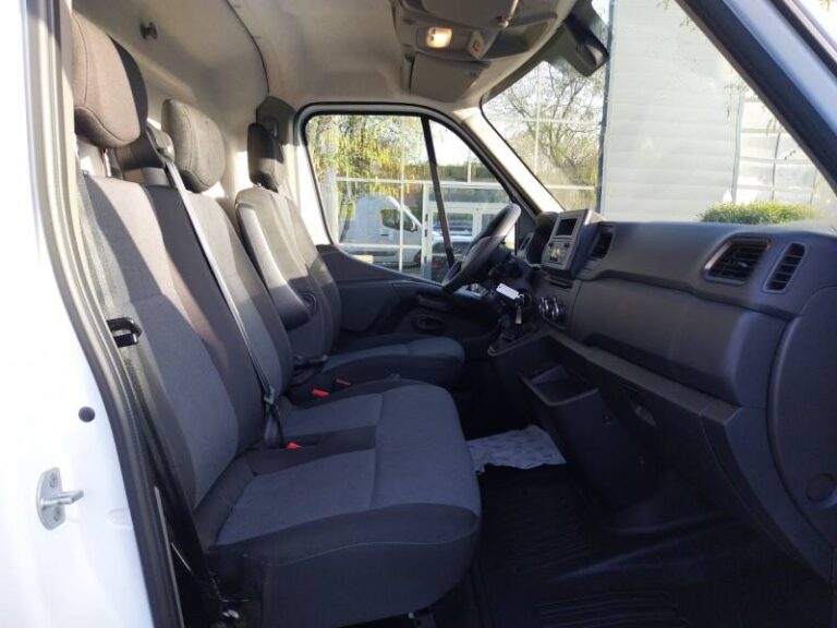 Renault Master FOURGON FGN TRAC F3500 BLUE DCI 135 CONFORT - Image 11 (July 7, 2026)