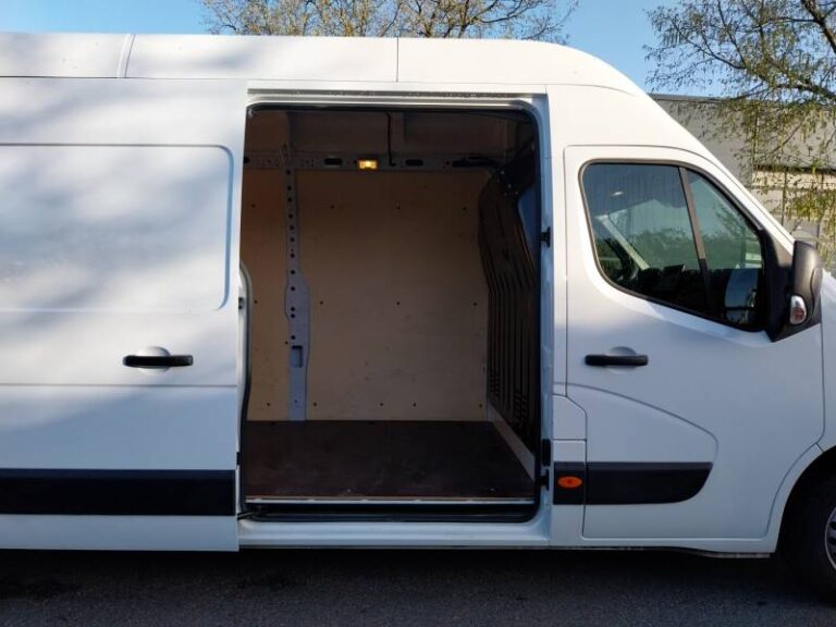 Renault Master FOURGON FGN TRAC F3500 BLUE DCI 135 CONFORT - Image 20 (July 7, 2026)