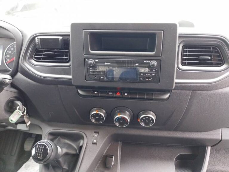 Renault Master FOURGON FGN TRAC F3500 BLUE DCI 135 CONFORT - Image 12 (July 7, 2026)