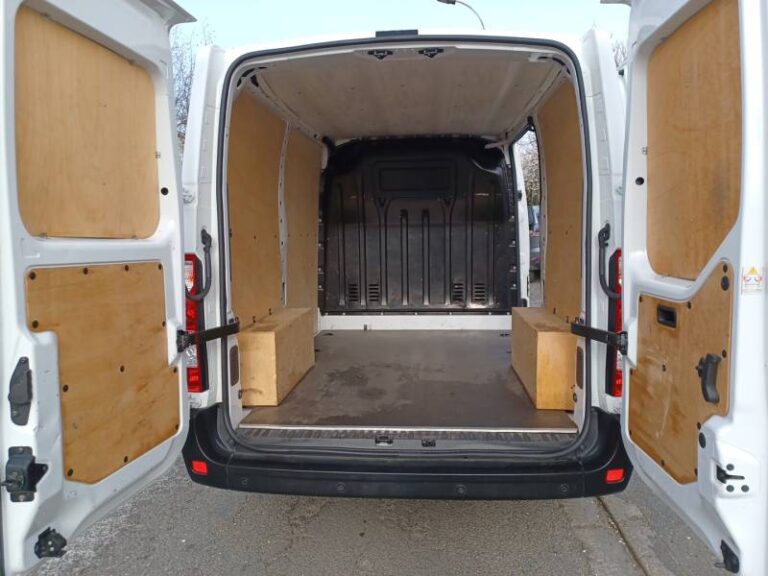 Renault Master FOURGON FGN 3.3t 2.3 dCi 130 E6 GRAND CONFORT - Image 17 (July 7, 2026)